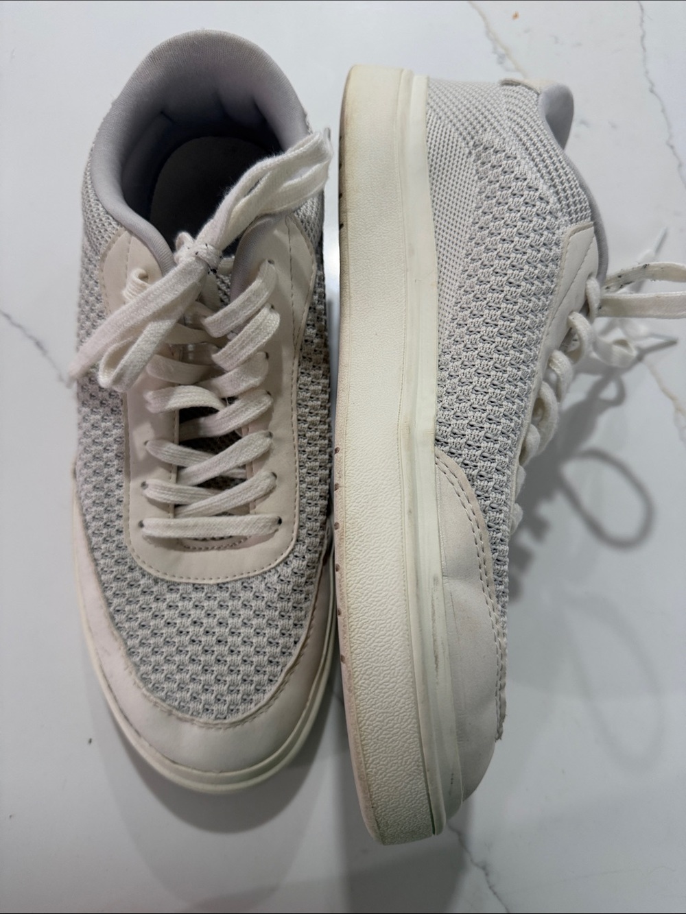 Zara Men's Knit Sneakers in Light Gray and Cream